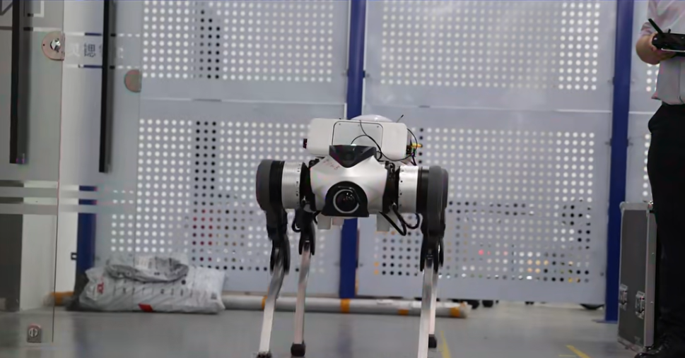 ?智璟四足機器人：重載長跑的四足伙伴